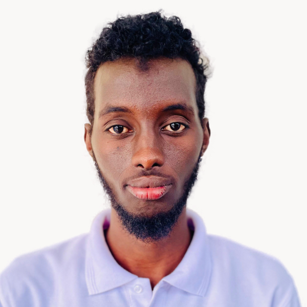 Pi7_Passport_Photo (4)